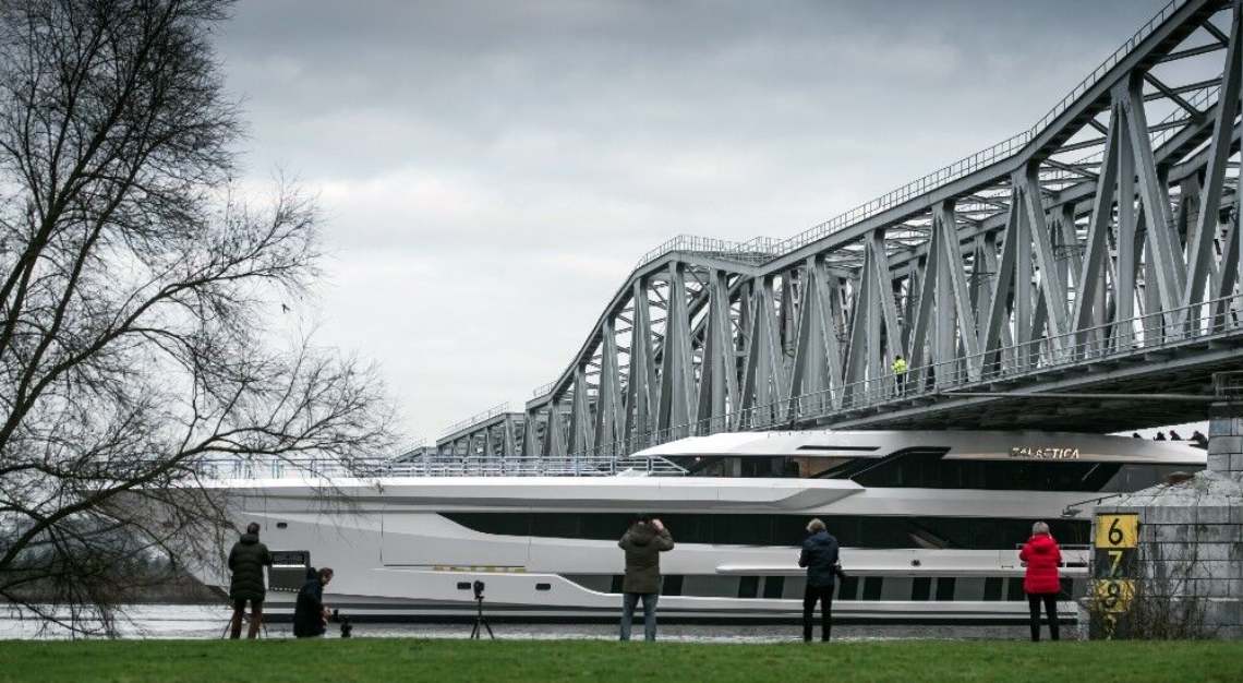 Heesen Galactica