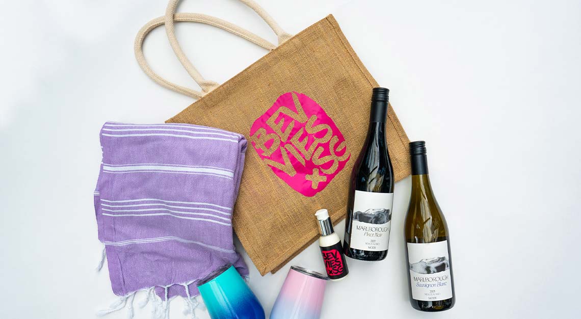 Bevvies Beach Day Bag