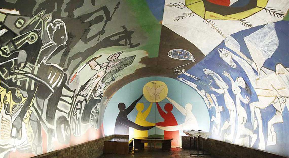 VistaJet’s Picasso-themed private jet experience