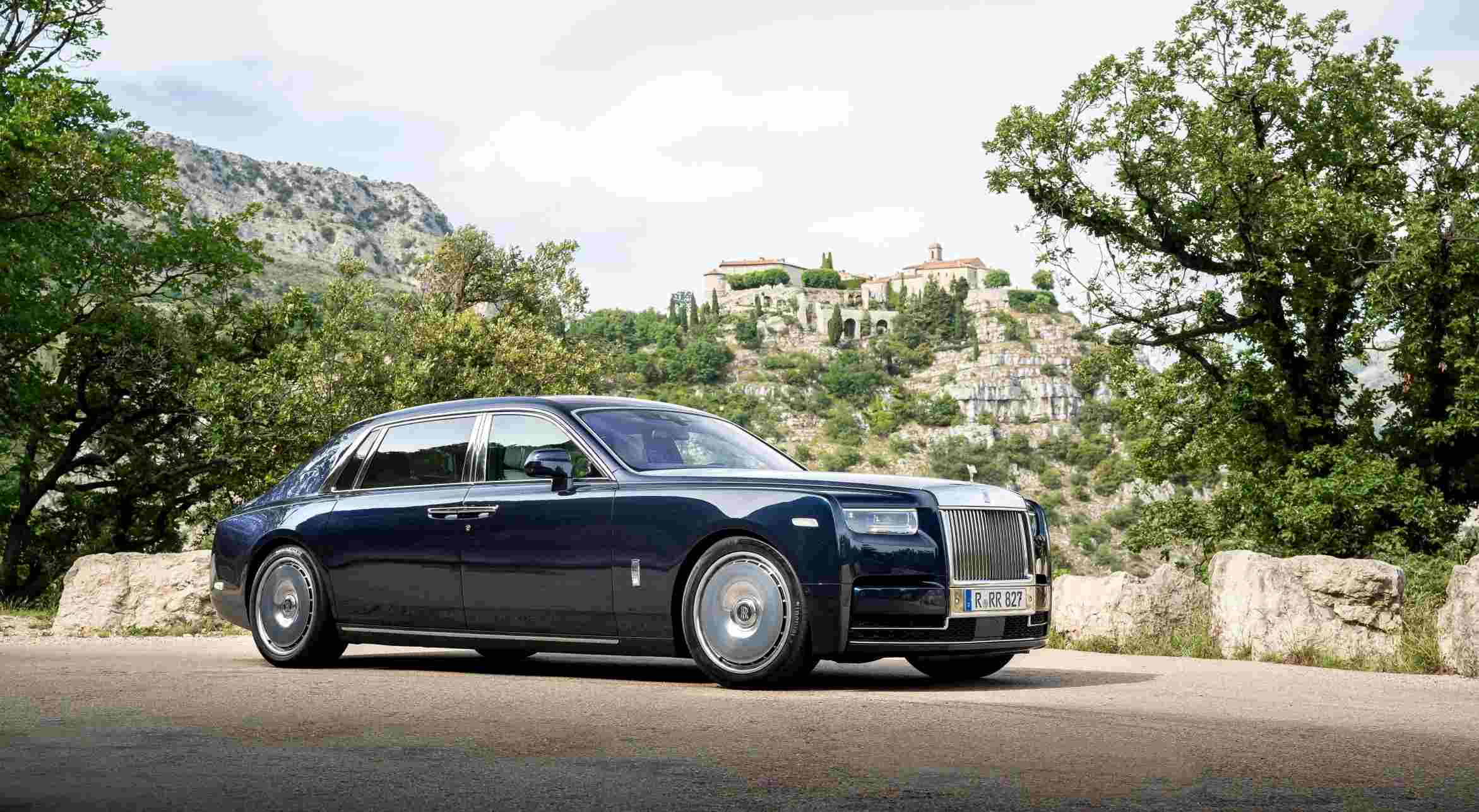 A Designer Reimagines the Rolls-Royce Cullinan as a Luxe Monster Truck –  Robb Report