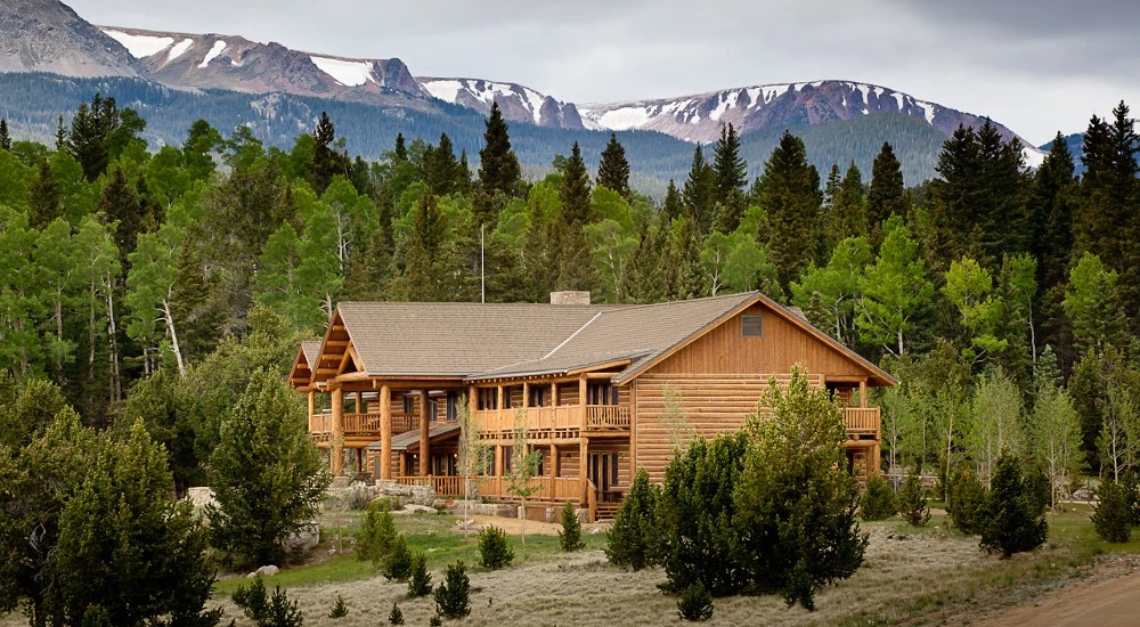 Costilla Lodge 