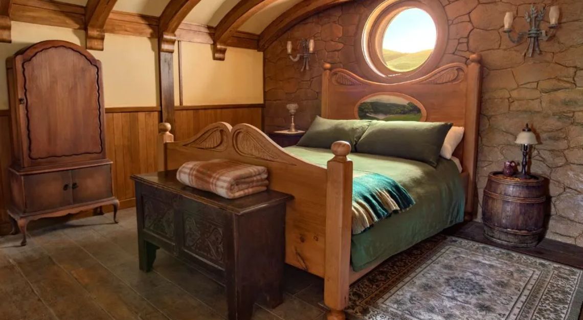 Hobbiton Airbnb