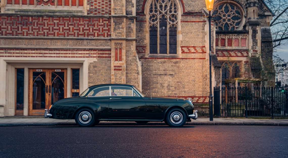 Lunaz Design 1961 Bentley Restomod