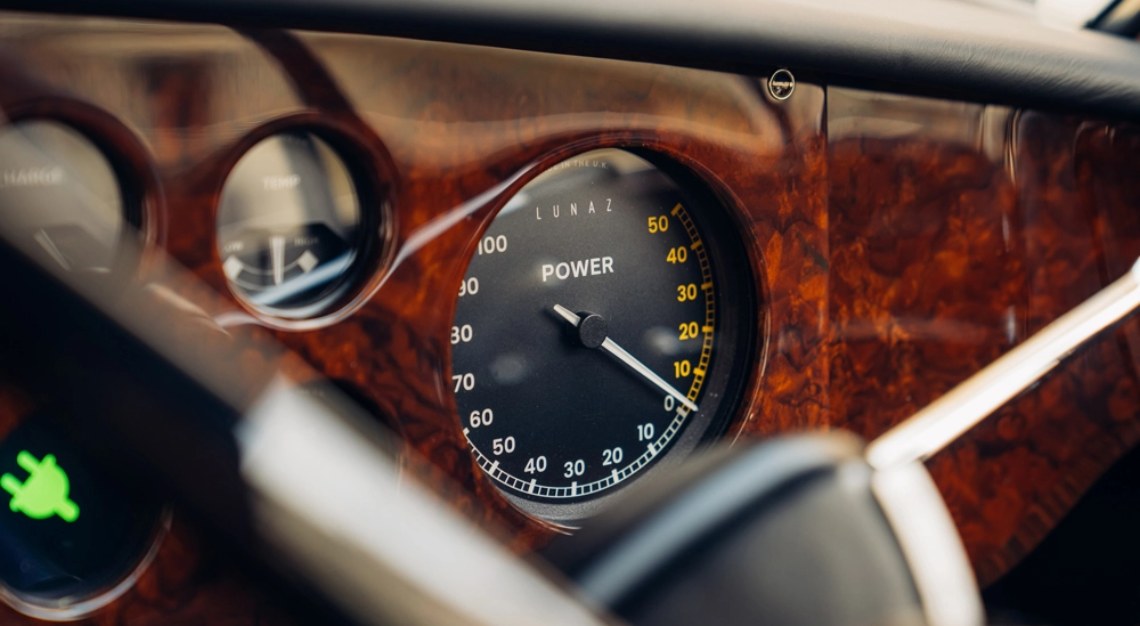 Lunaz Design 1961 Bentley Restomod