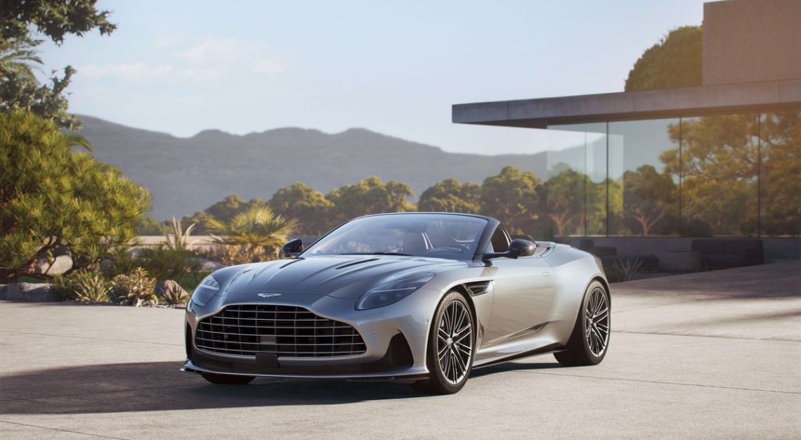 Aston Martin DB12 Volante