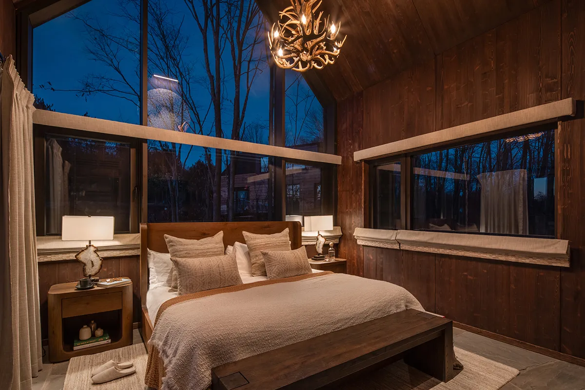 bedroom of one of the treehouses at Chatwal Lodge