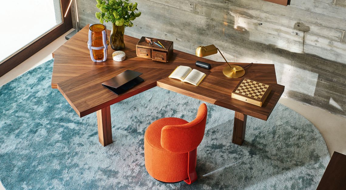 cassina ventaglio table