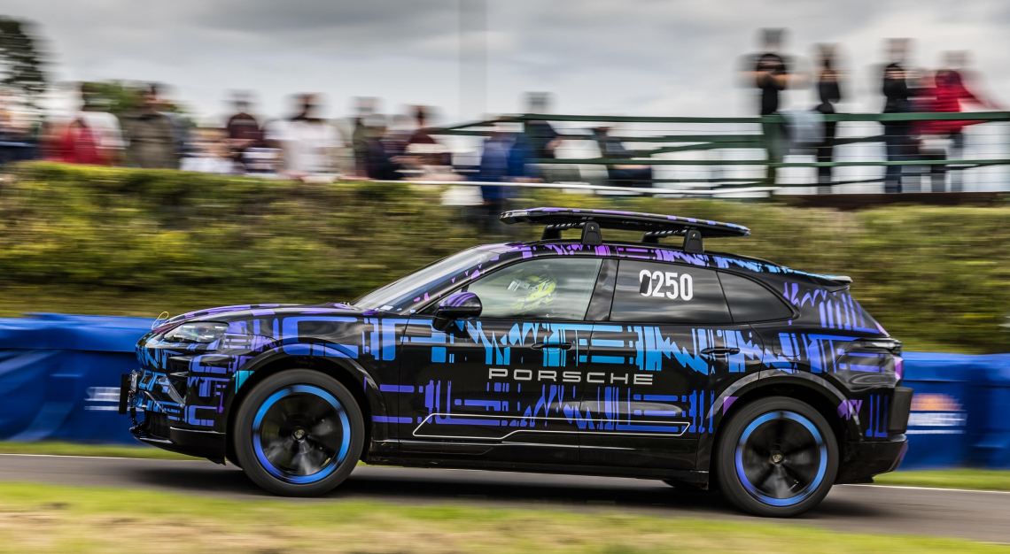 2025 porsche cayenne