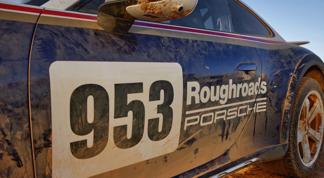 Porsche 911 Dakar