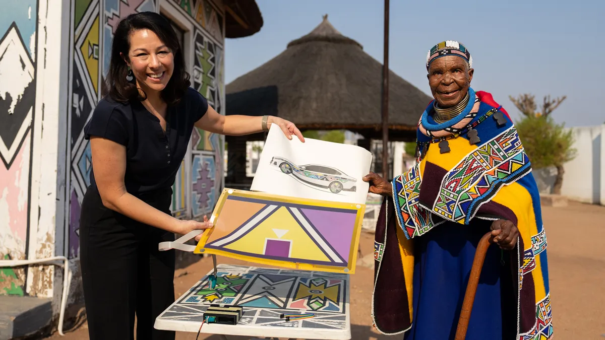 South African artist Esther Mahlangu with BMW’s engineer Stella Clarke 