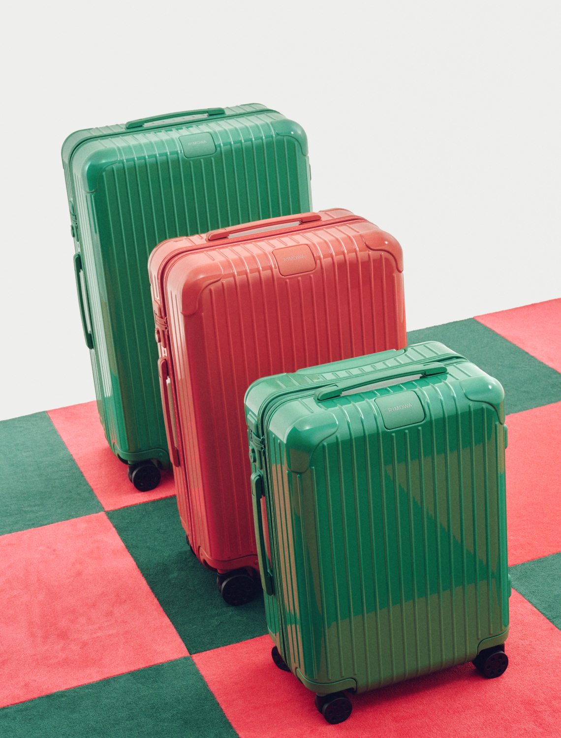 rimowa granada verde